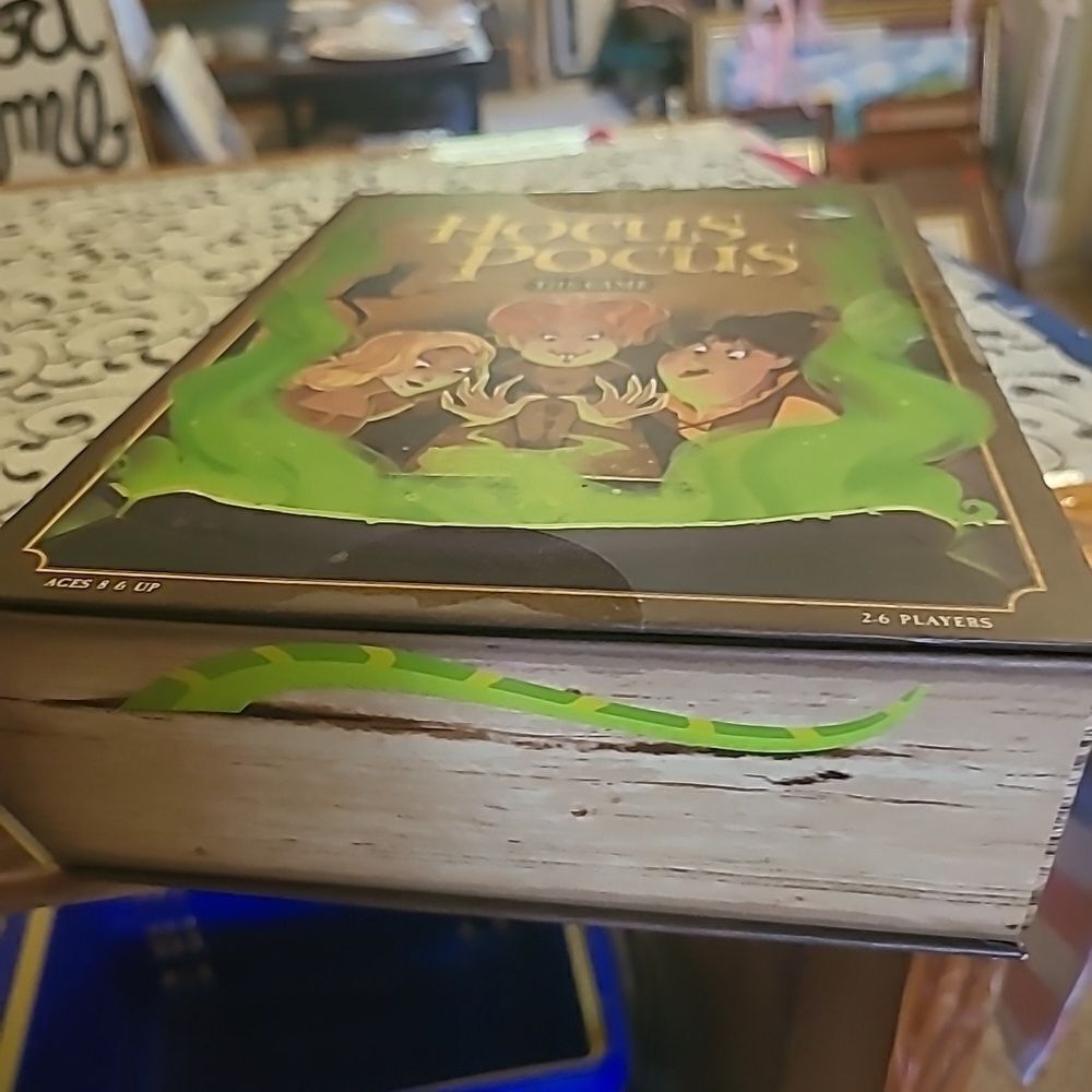 Disney Hocus Pocus Game - Picture 8 of 11